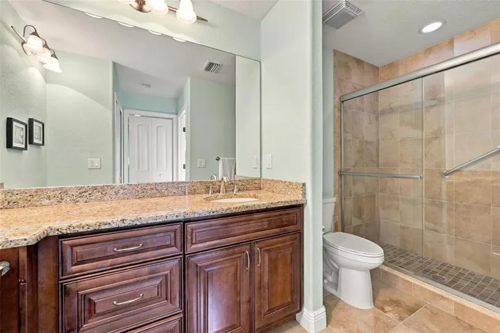 Ensuite bathroom for 3rd bedroom