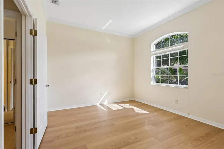Study/Den Large enough to combine with a Murphy Bed