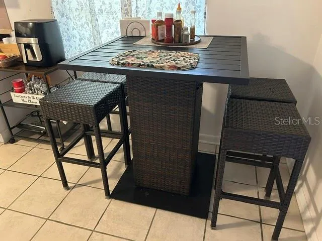 Breakfast Nook