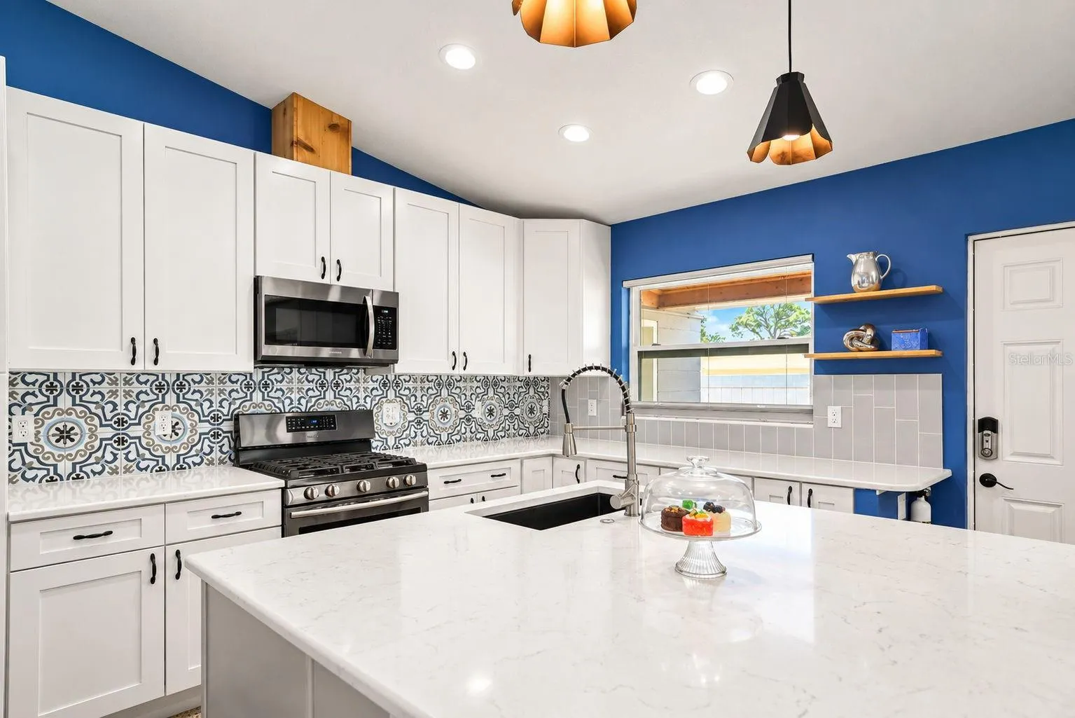Gorgeous Quartz counters