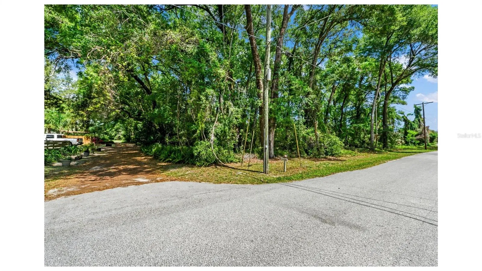 Rear end of the property. West Virginia Ave. street point of view.