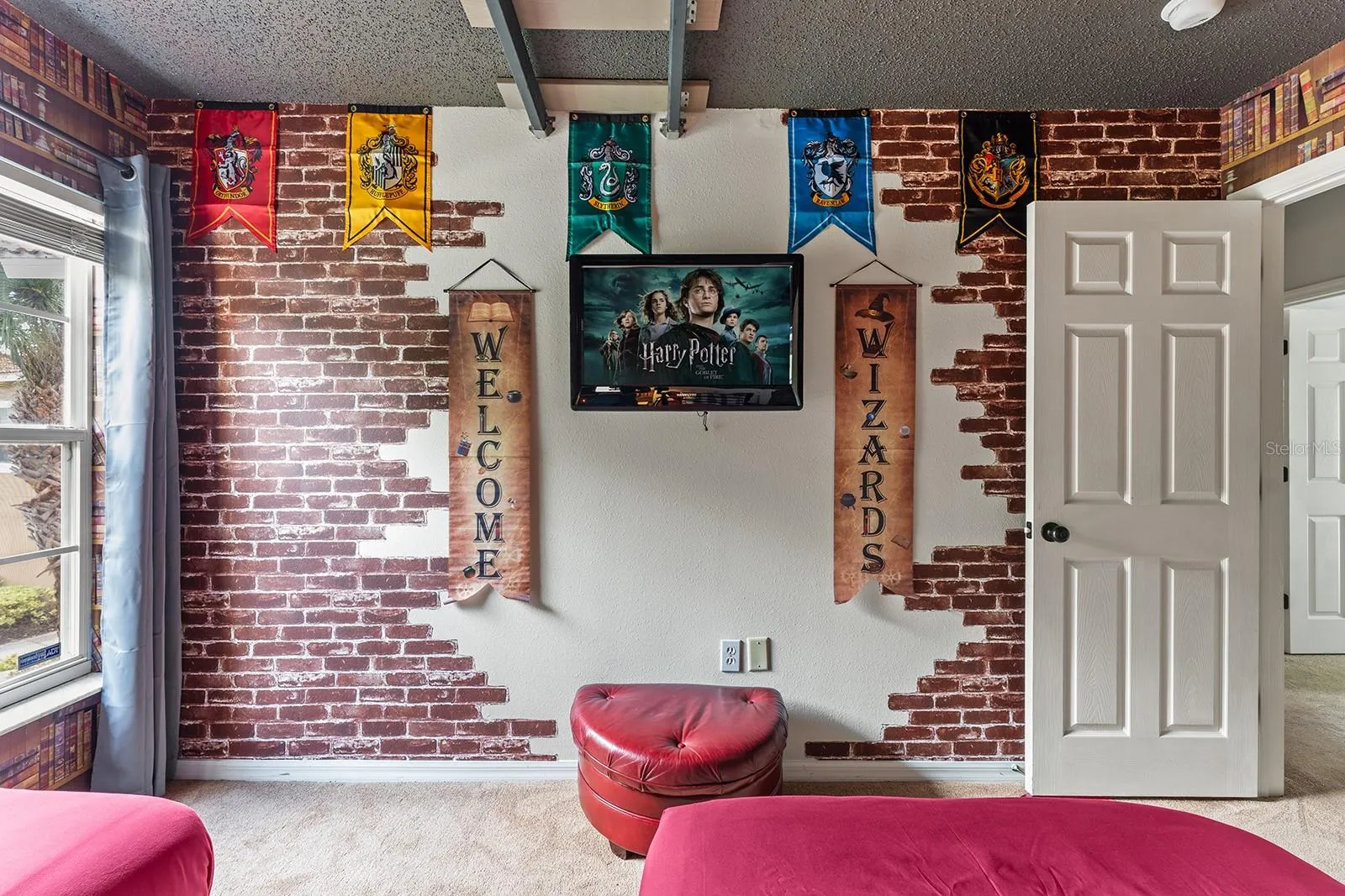 2nd Bedroom - themed Harry Potter