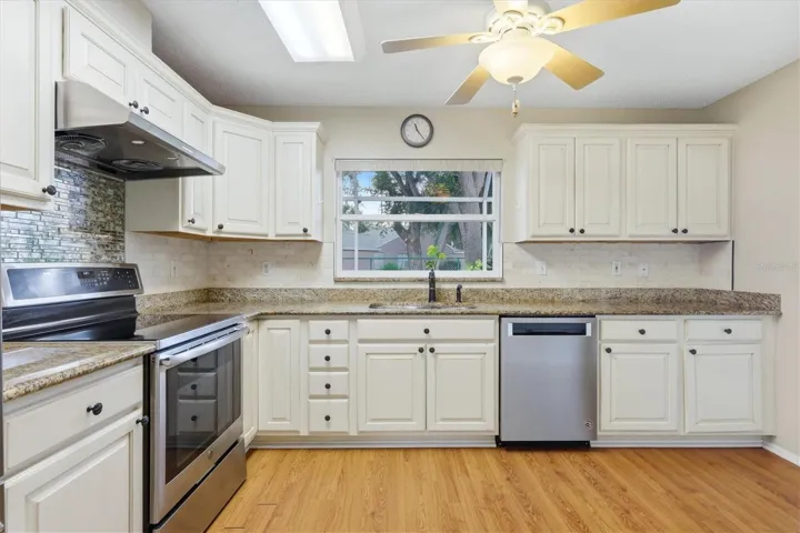 Spacious Kitchen