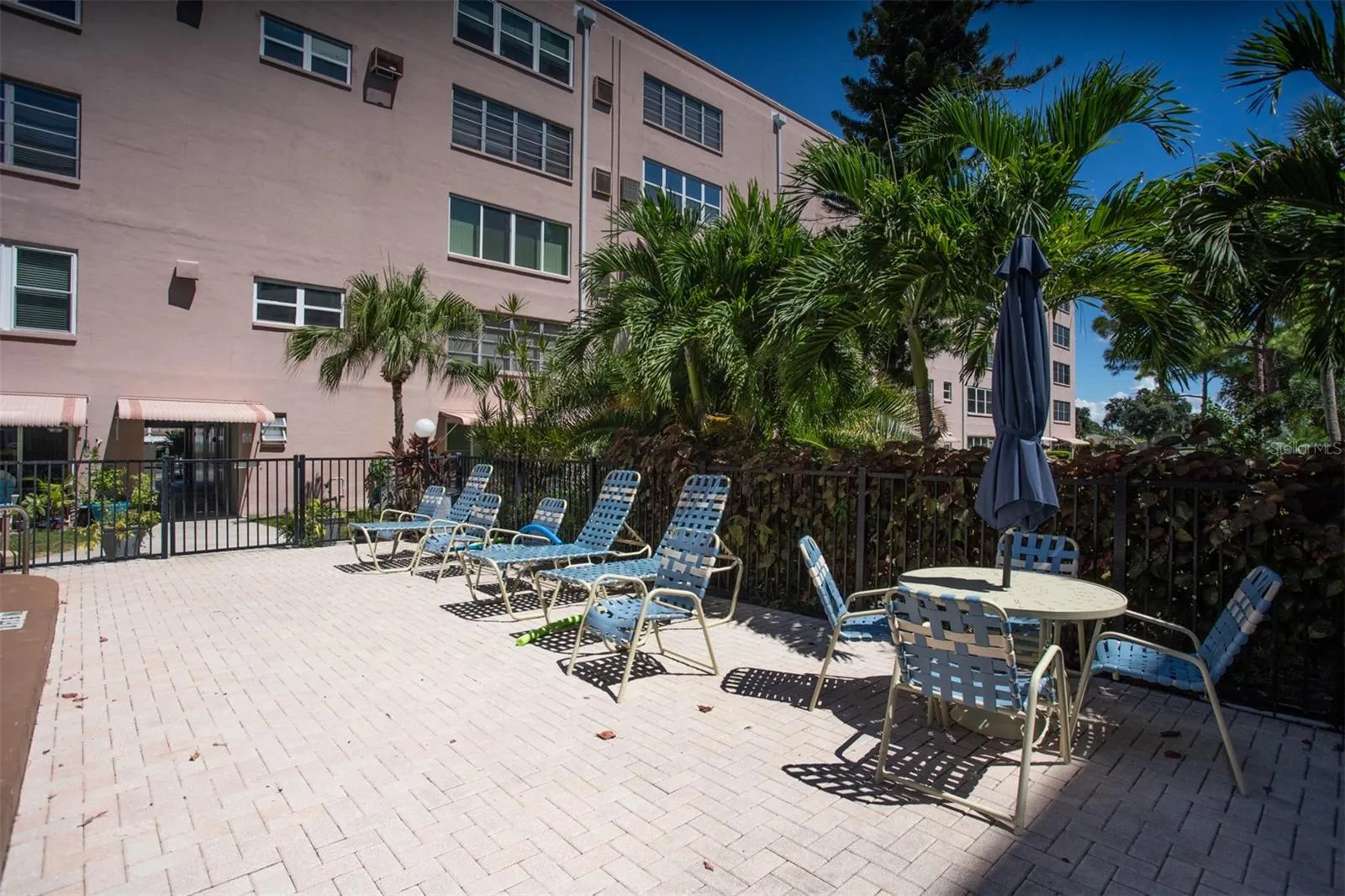 Plenty of Space to Relax!