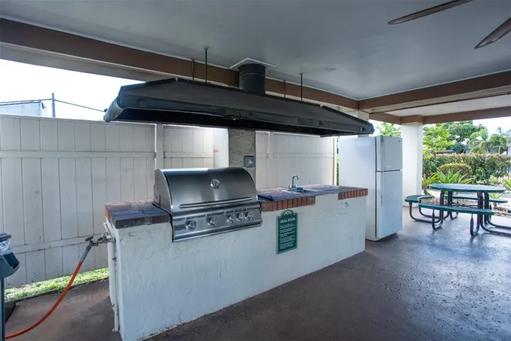 Main Clubhouse - Covered Grilling Area at Pool!
