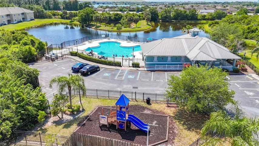 Community pool