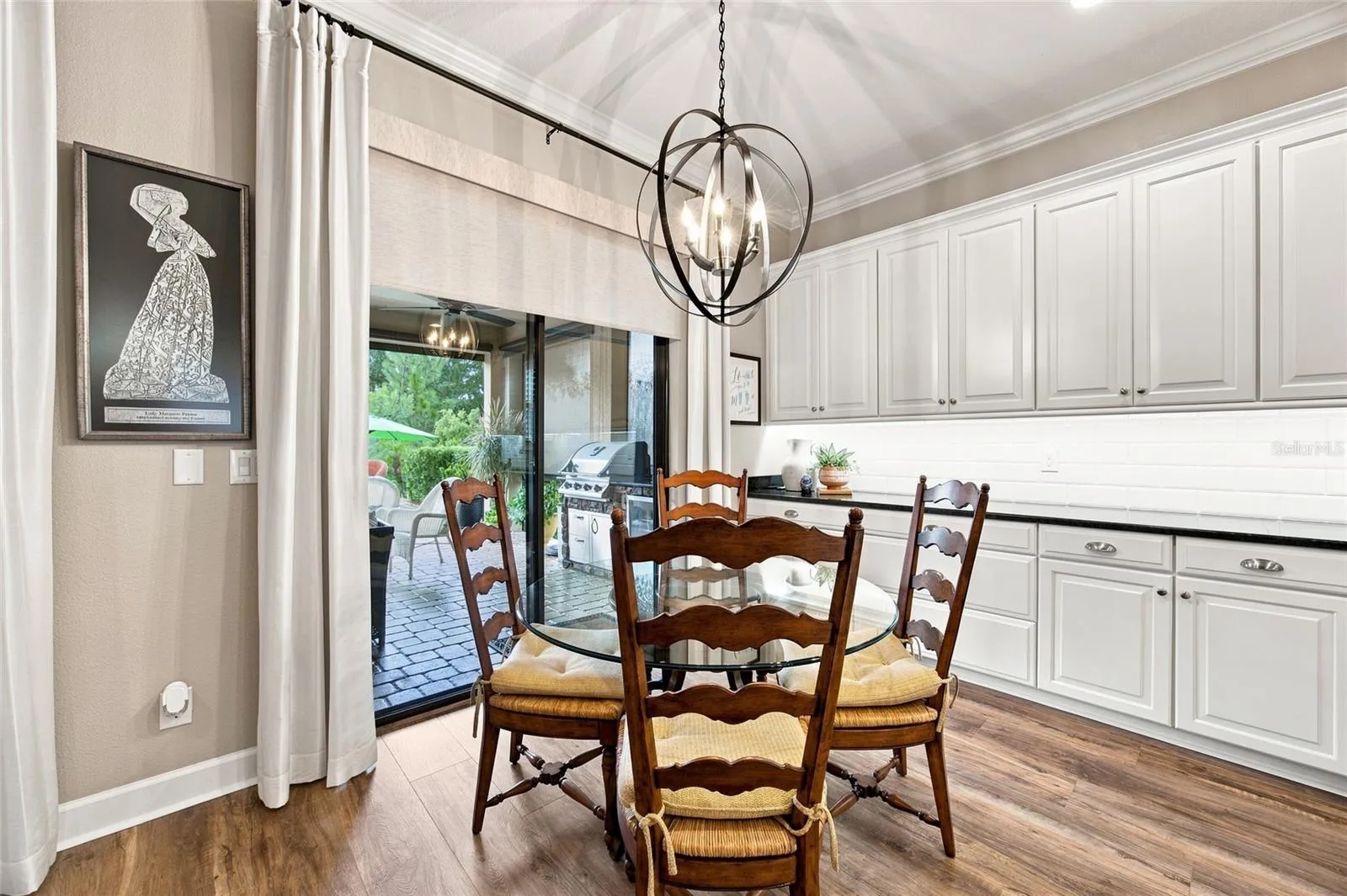 Eat In Kitchen Space
