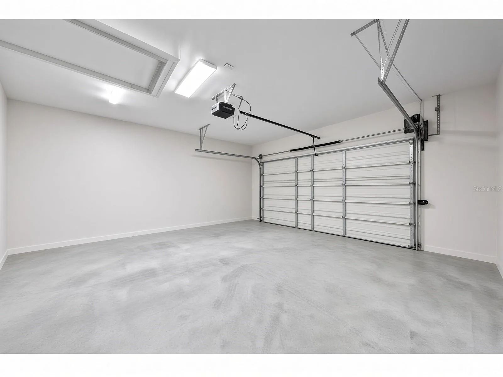 2 Car Attached Side Entry Garage with Garage Door Opener