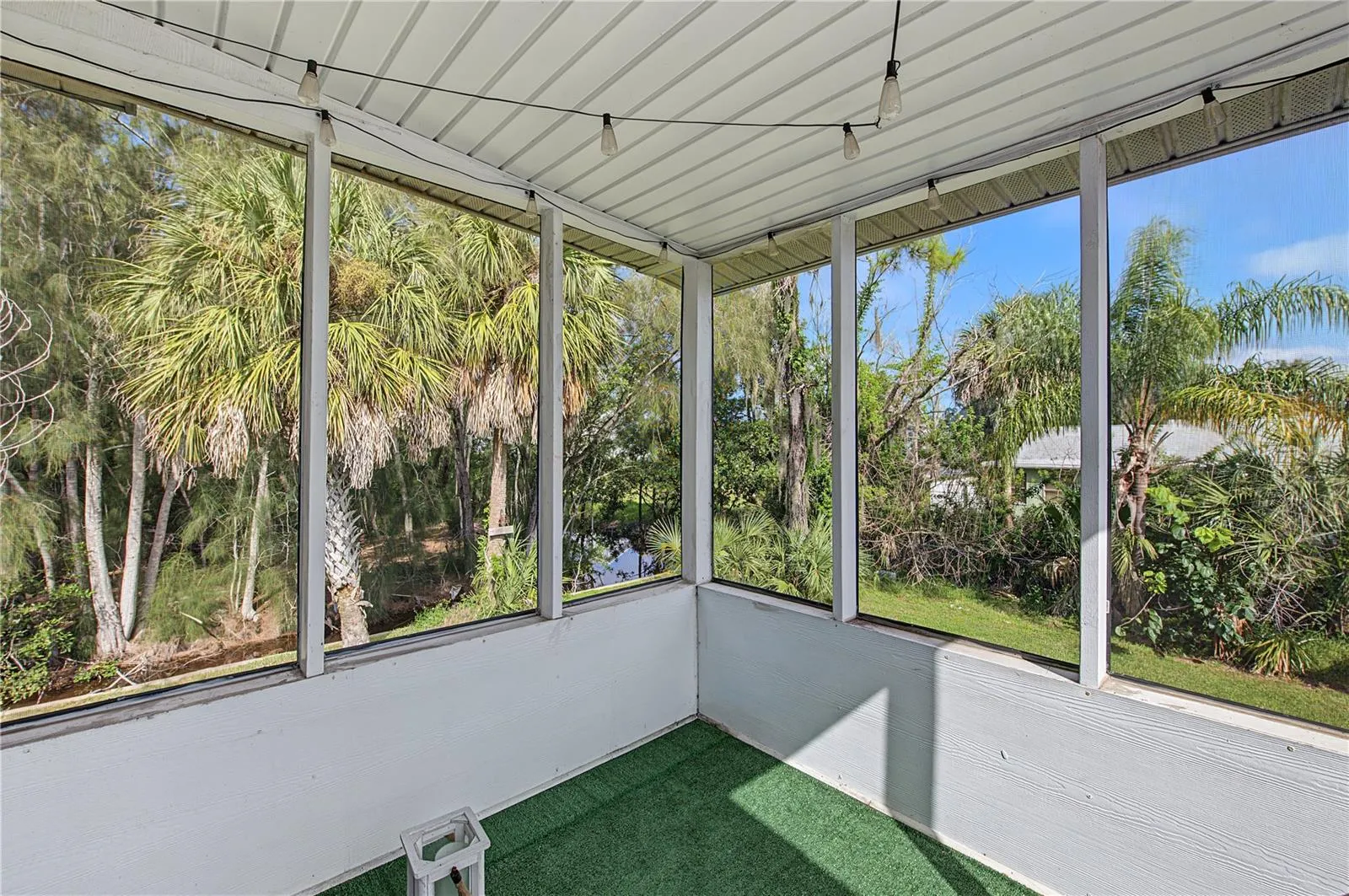 Screened-In Balcony of Second Floor Unit - Unit 2 - 5117 Mallett Drive