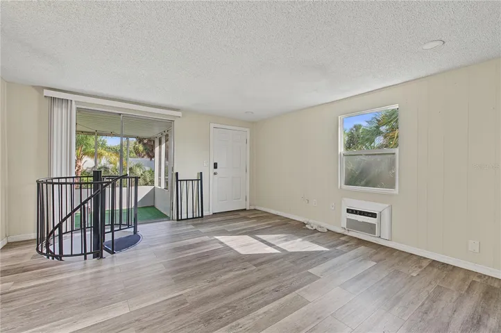 Second Floor Living Space - Unit 2 - 5117 Mallett Drive