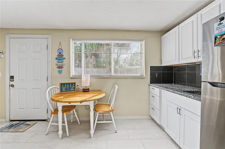 First Floor Studio Unit - Unit 2 - 5117 Mallett Drive