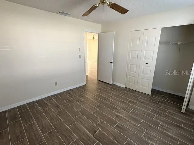 Second bedroom.