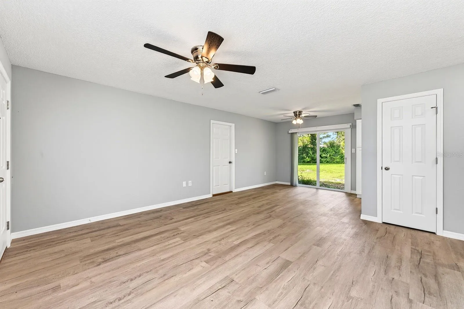 Open living/dining.