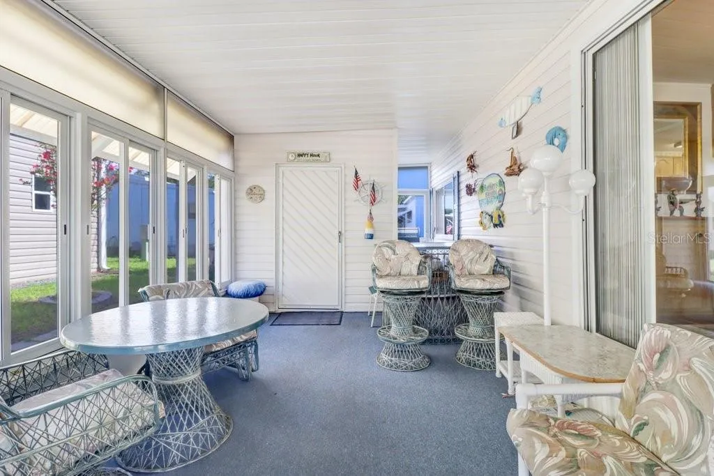 Enclosed Lanai &amp; Storage Room