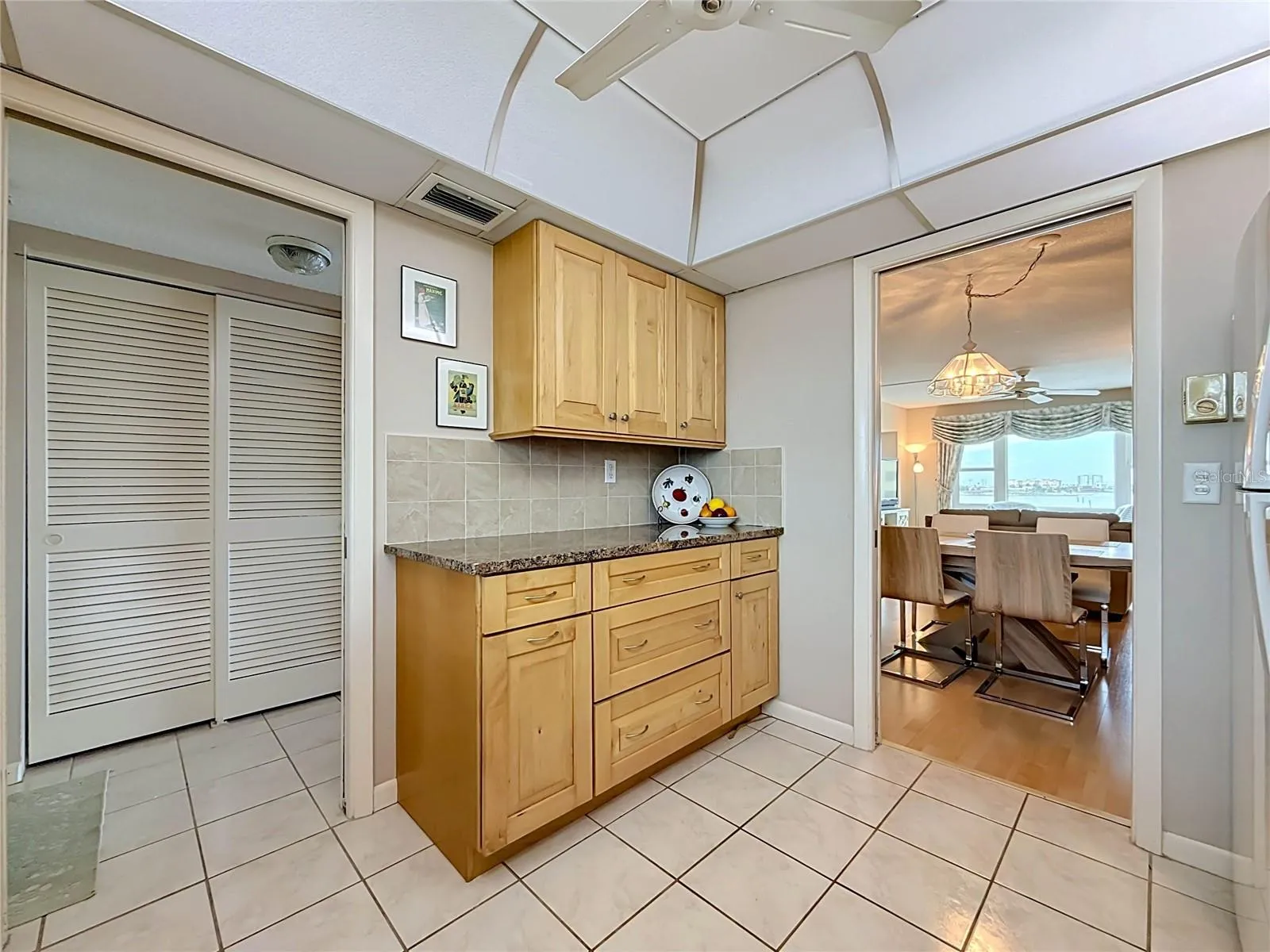 Foyer - Kitchen - Dining Room
