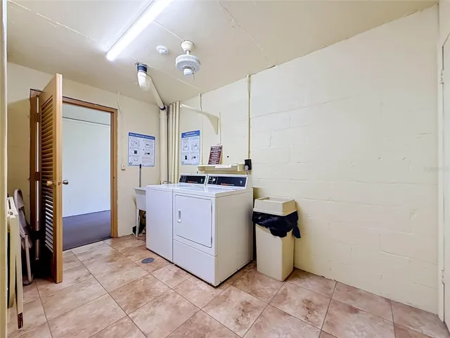 Common Laundry/Storage room