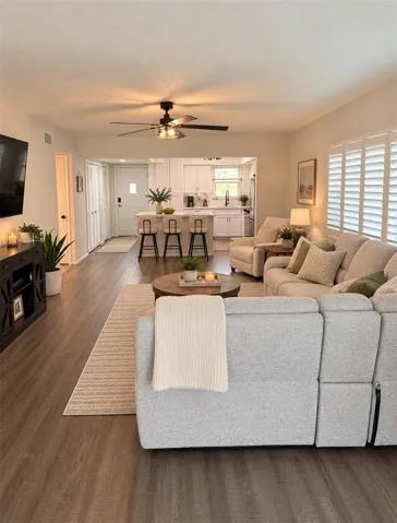 Virtual Decor