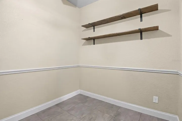 Office/Bonus