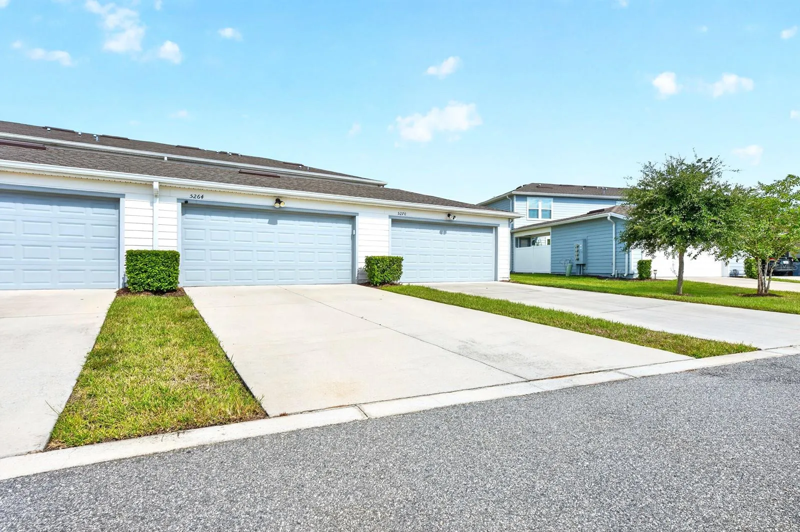 Long driveway for parking and guests