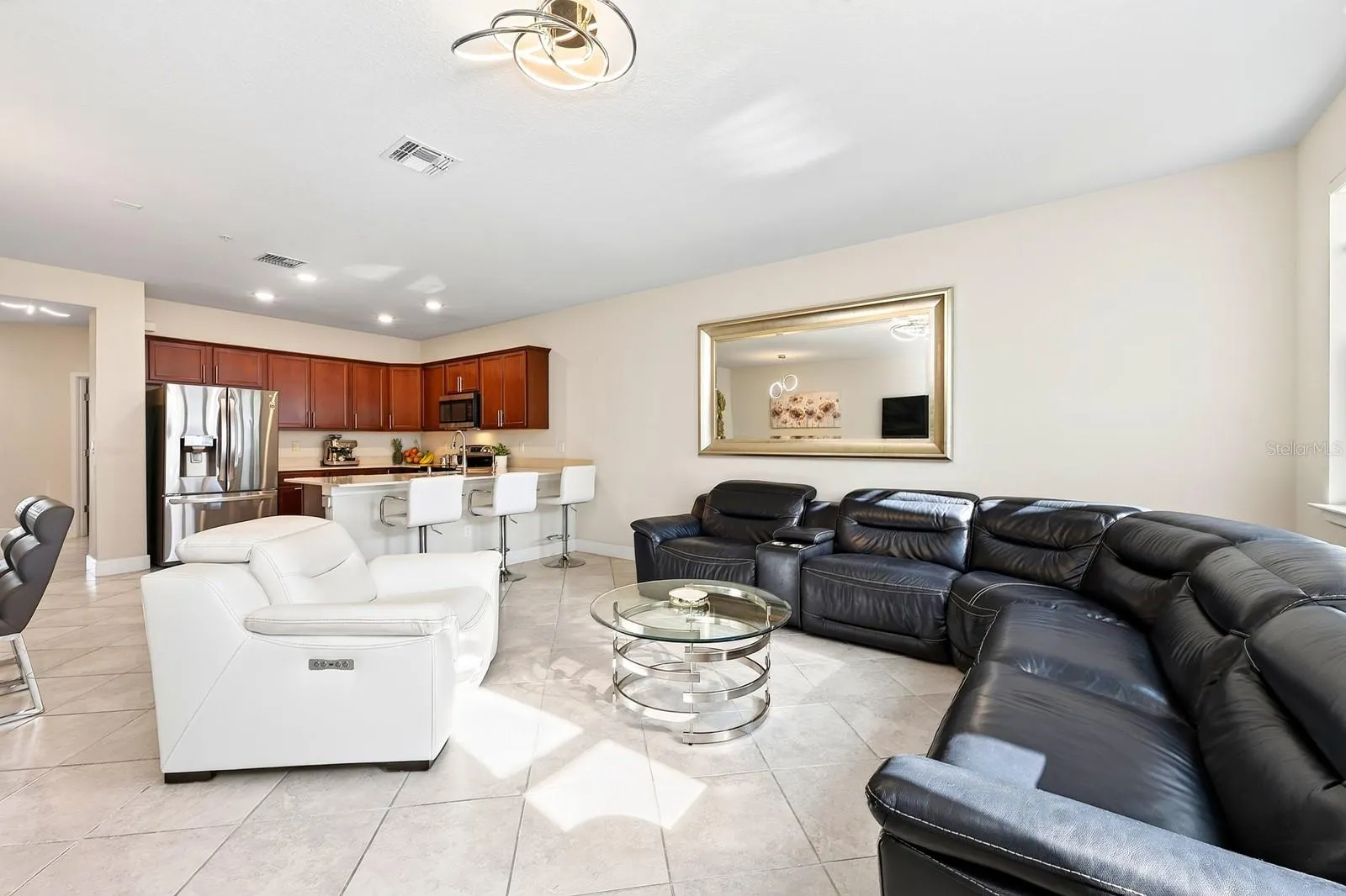 HUGE living room that is large-furniture friendly