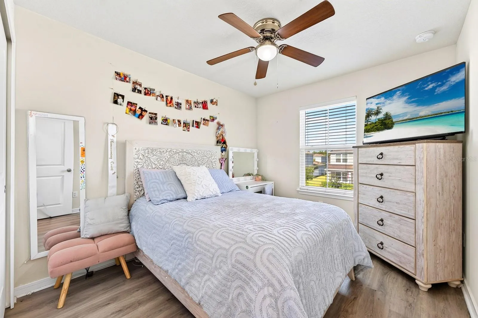 Guest bedroom