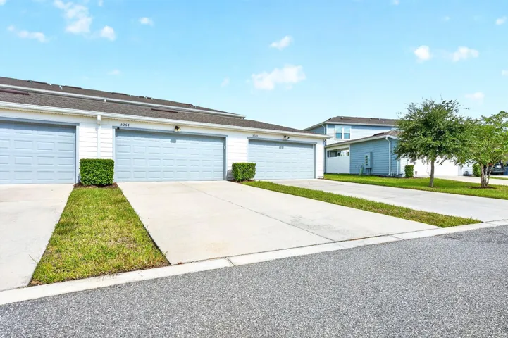 Long driveway for parking and guests