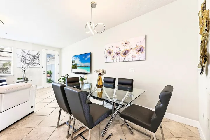 Well appointed dining space