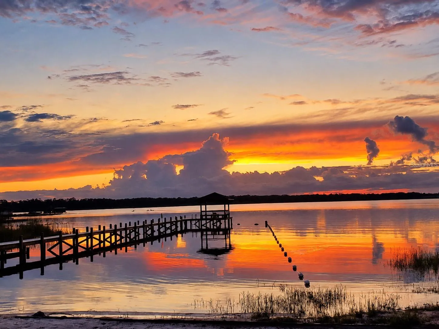Isle of Pines community lakefront park