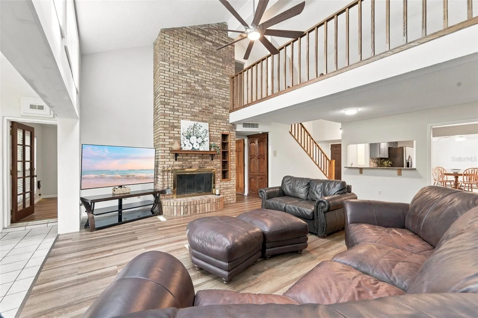 Vaulted Ceilings Living Room