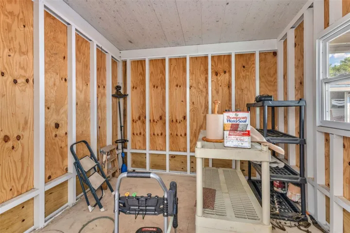 Shed