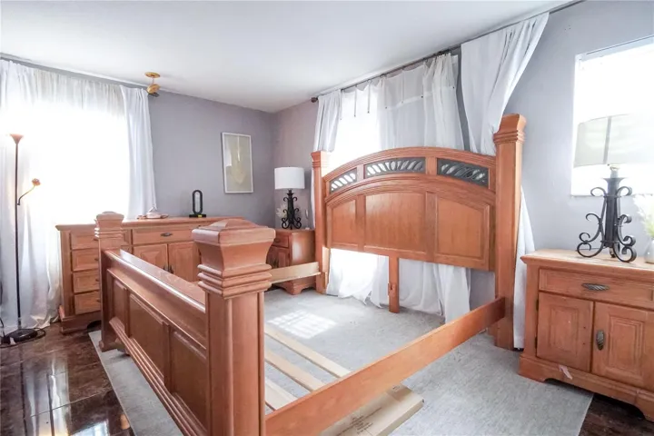 2nd bedroom