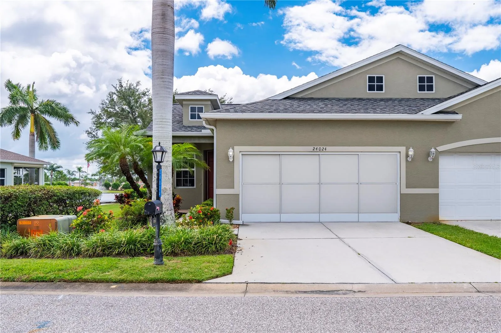 2 Bedroom, 2 bath, 2-car garage