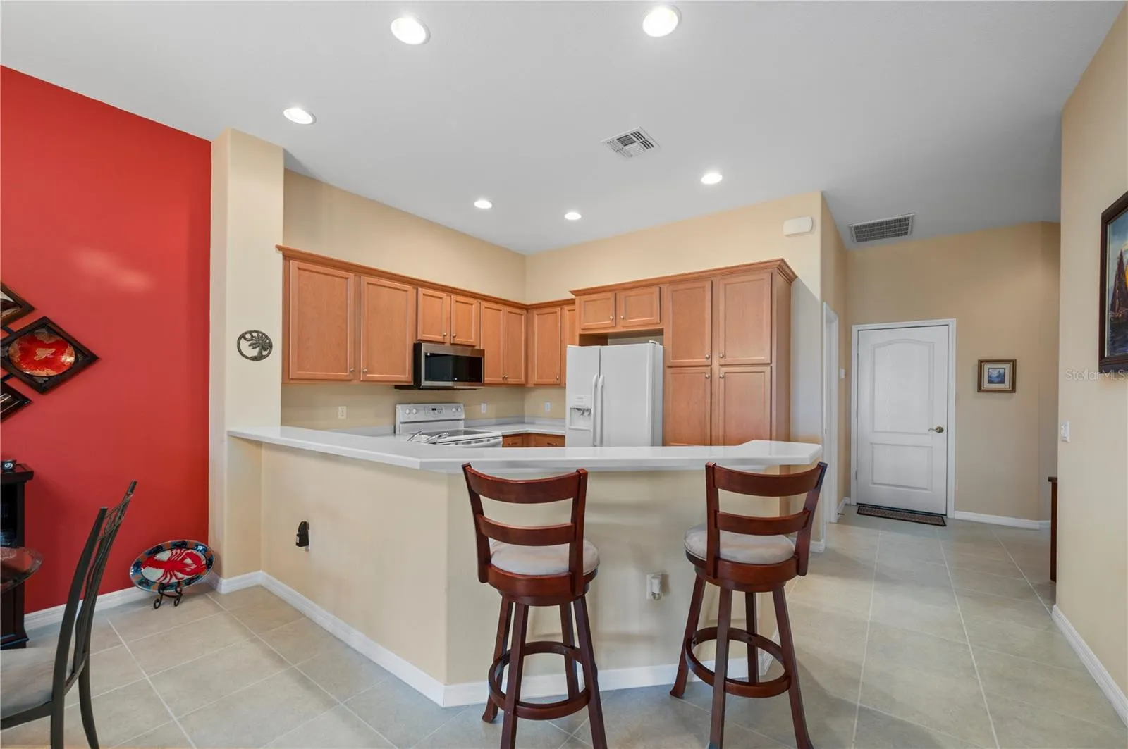 Breakfast bar