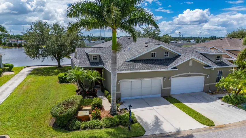 Aerial view - large side yard has spacious feeling