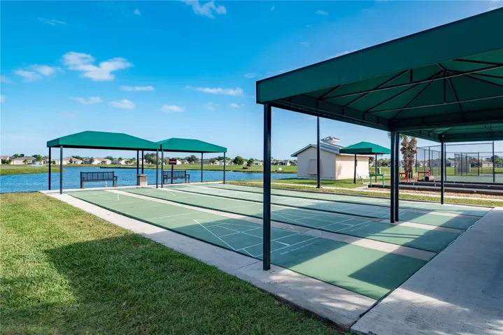 Shuffleboard,