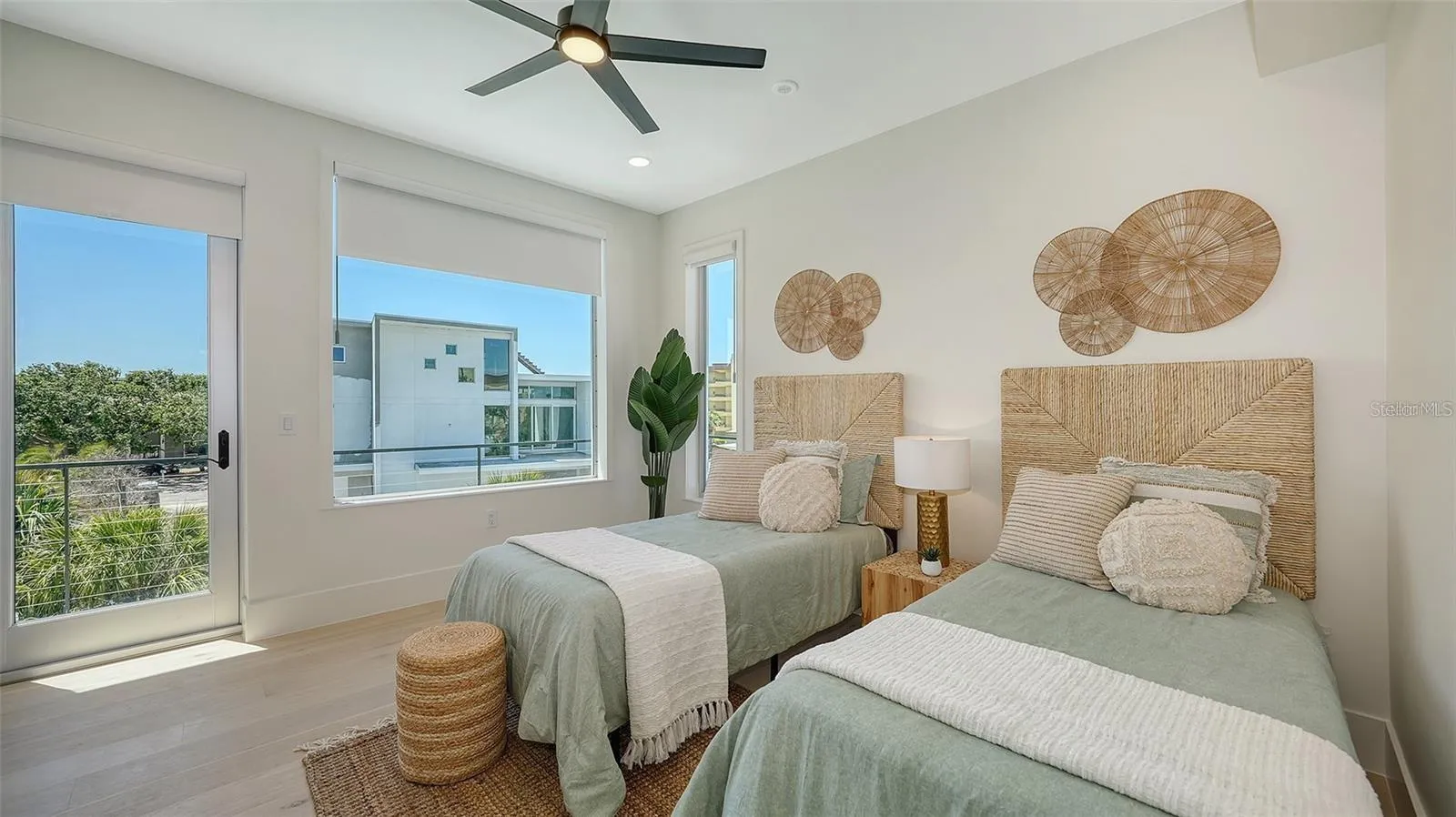 Guest bedroom with access to balcony