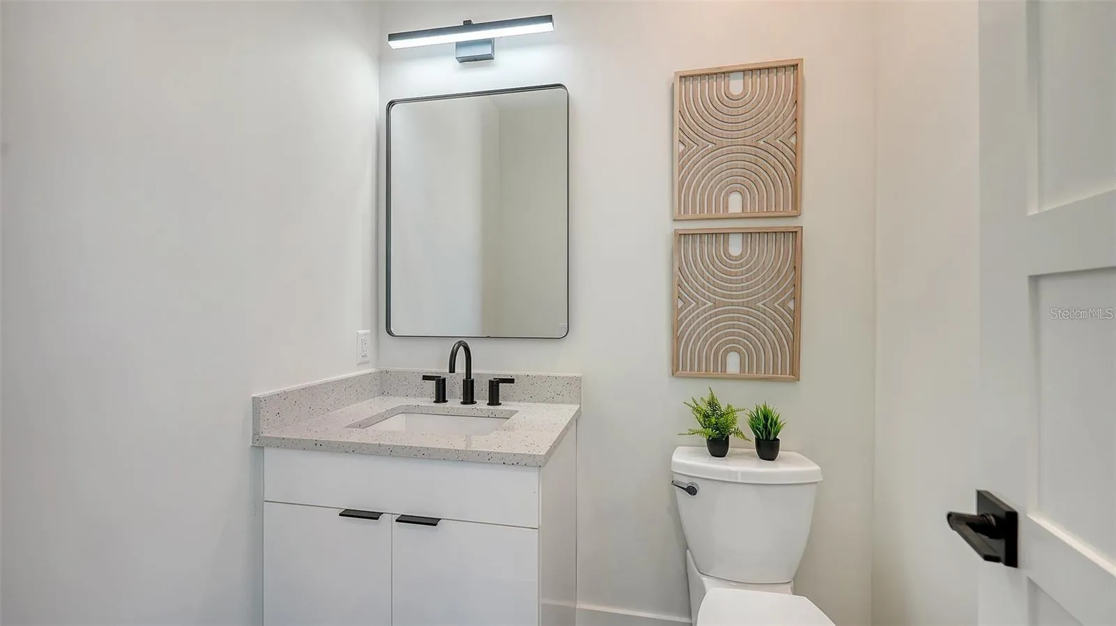 Powder bath