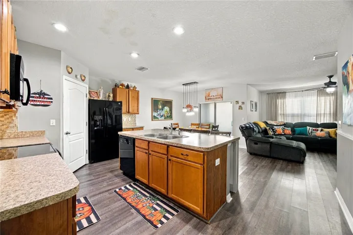 Kitchen &amp; Hall