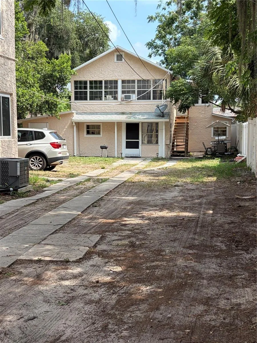 Rear bldg - 2 units
