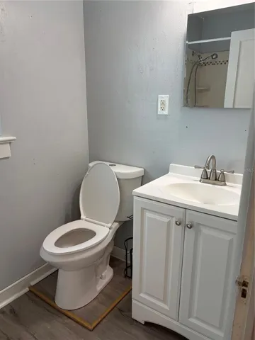 Bathroom unit B