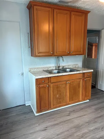 Kitchen Unit B with eat in area