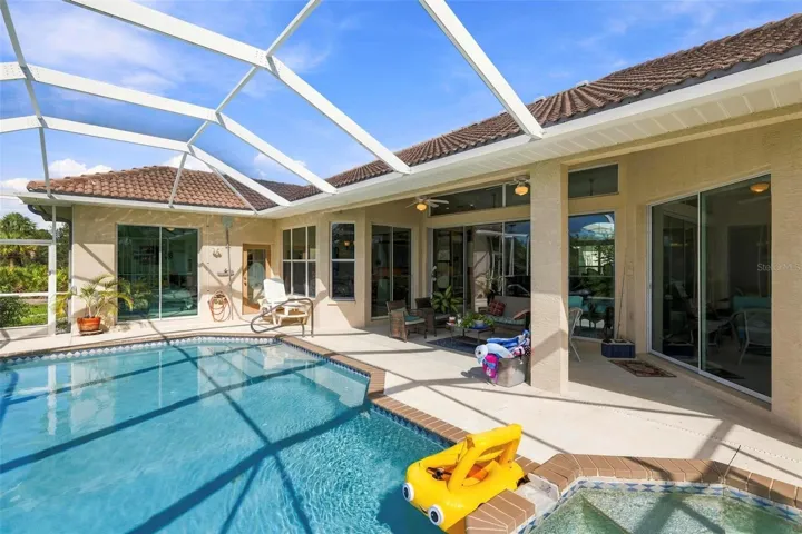 nicely sized covered lanai area