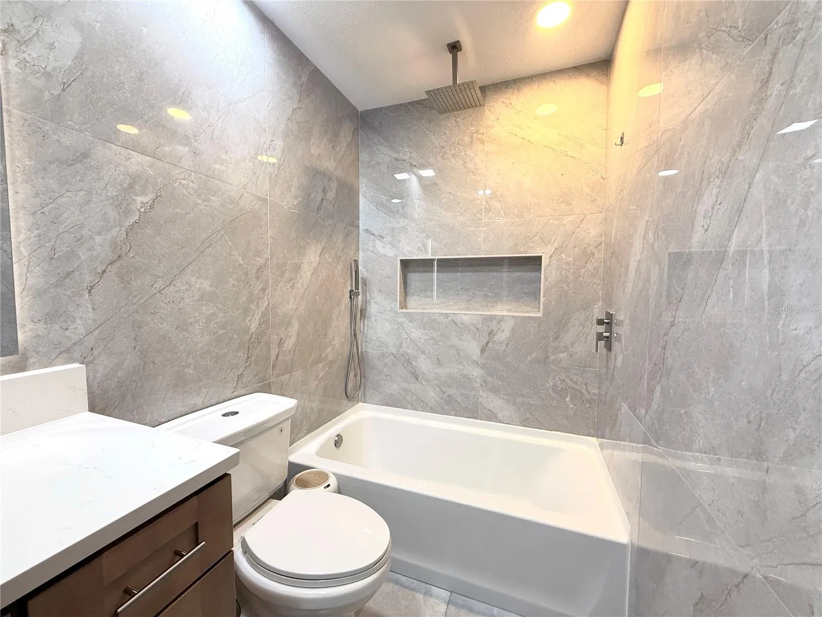Common Bath
