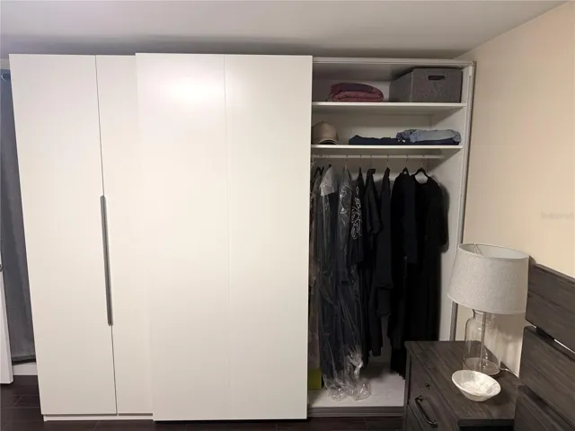 Master Bed wardrobe