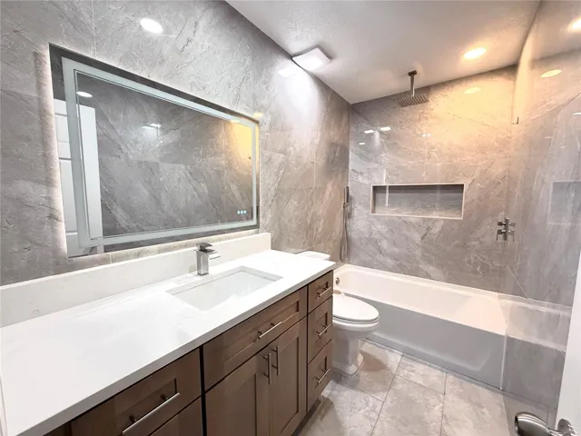 Common Bath