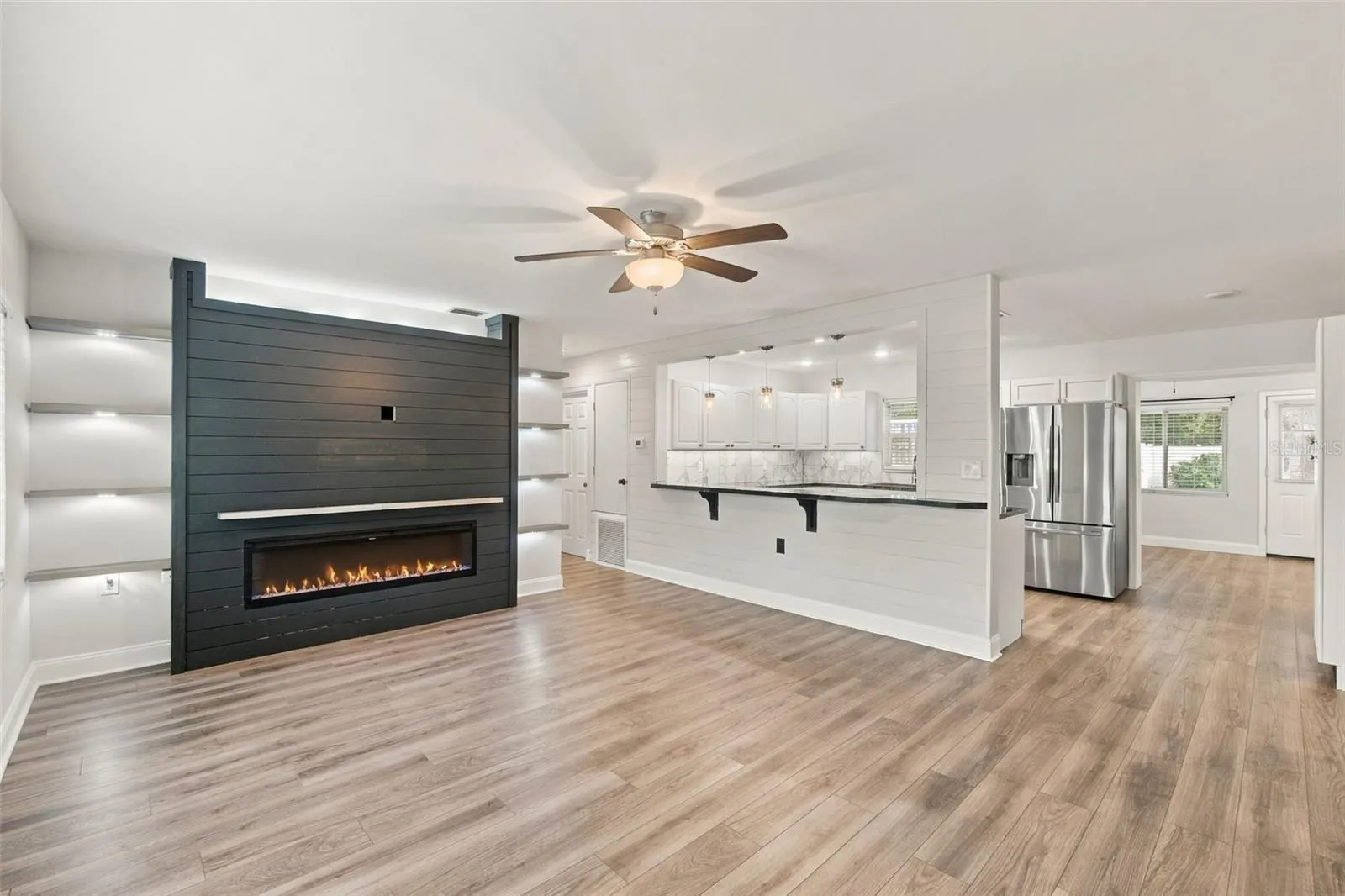 Living Room/Kitchen