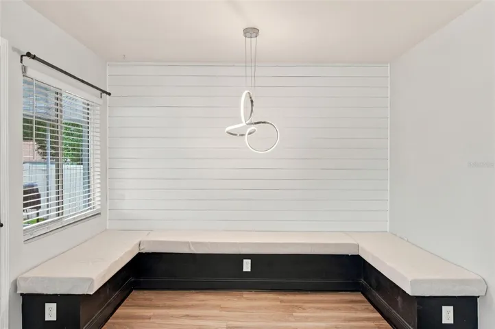 Dining Room Built In Seating
