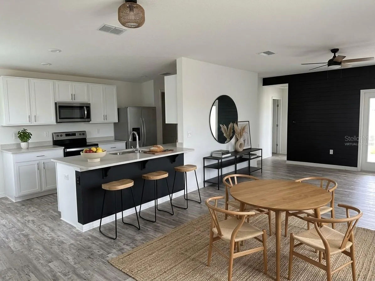Virtually Staged Kitchen/Nook