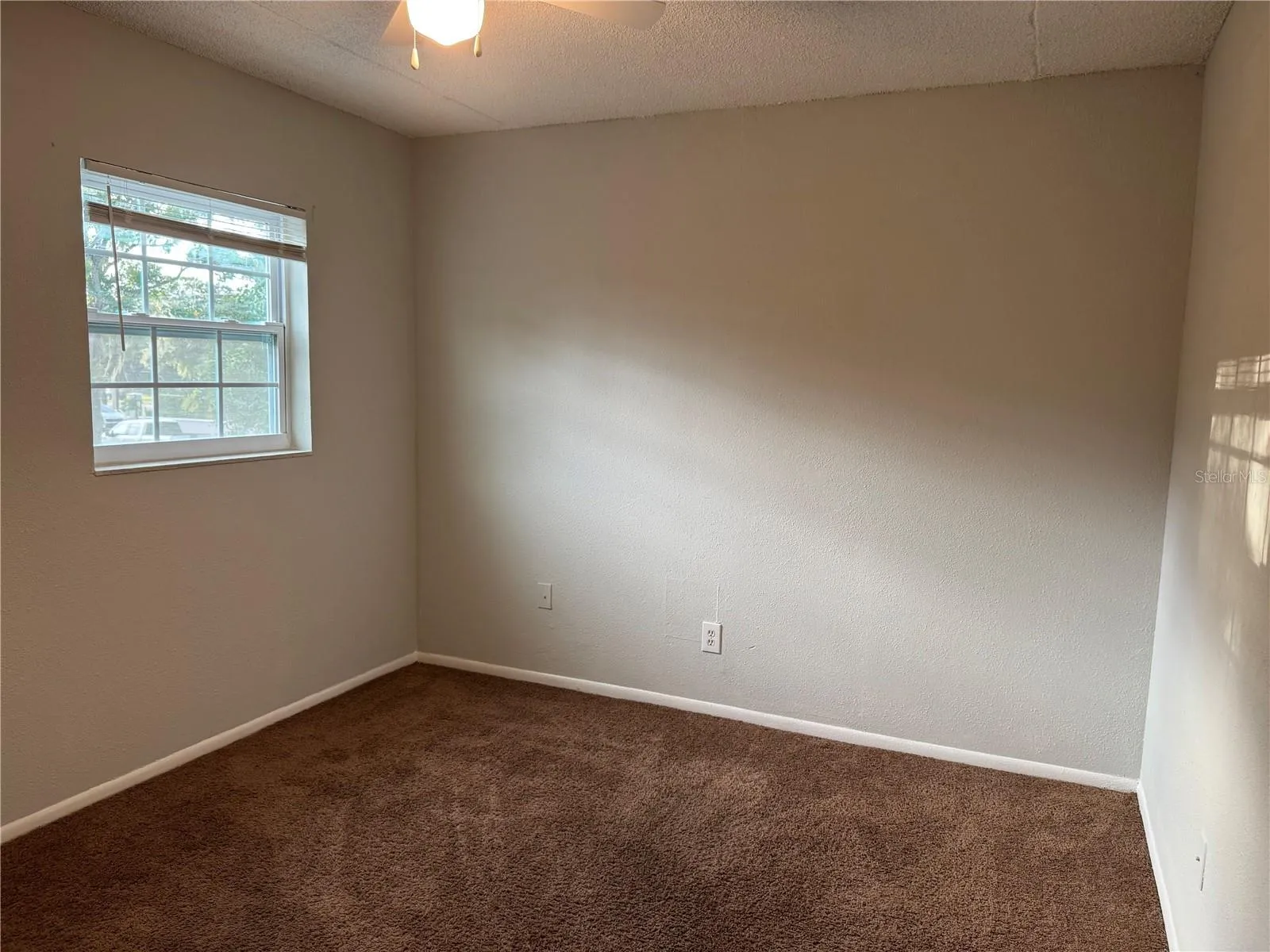 GUEST BEDROOM FROM DOOR TO WINDOW