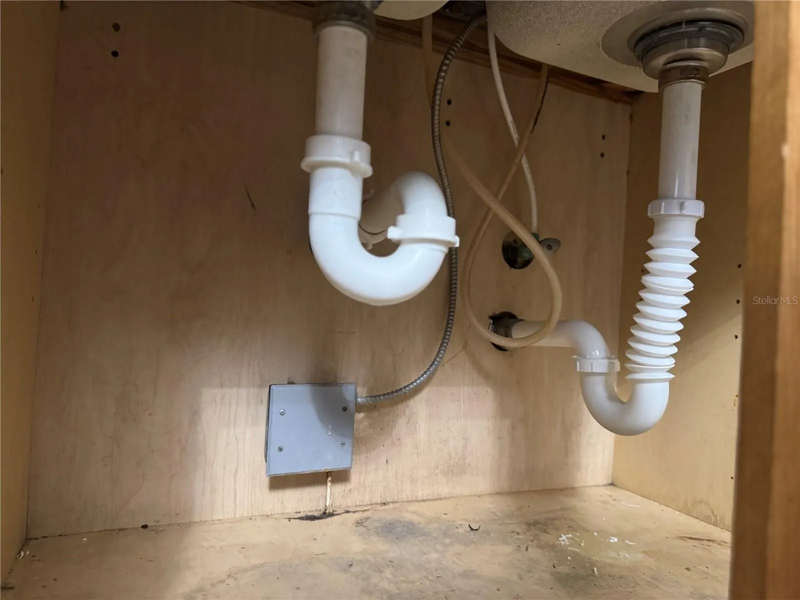 NEW UPDATED KITCHEN SINK PLUMBING